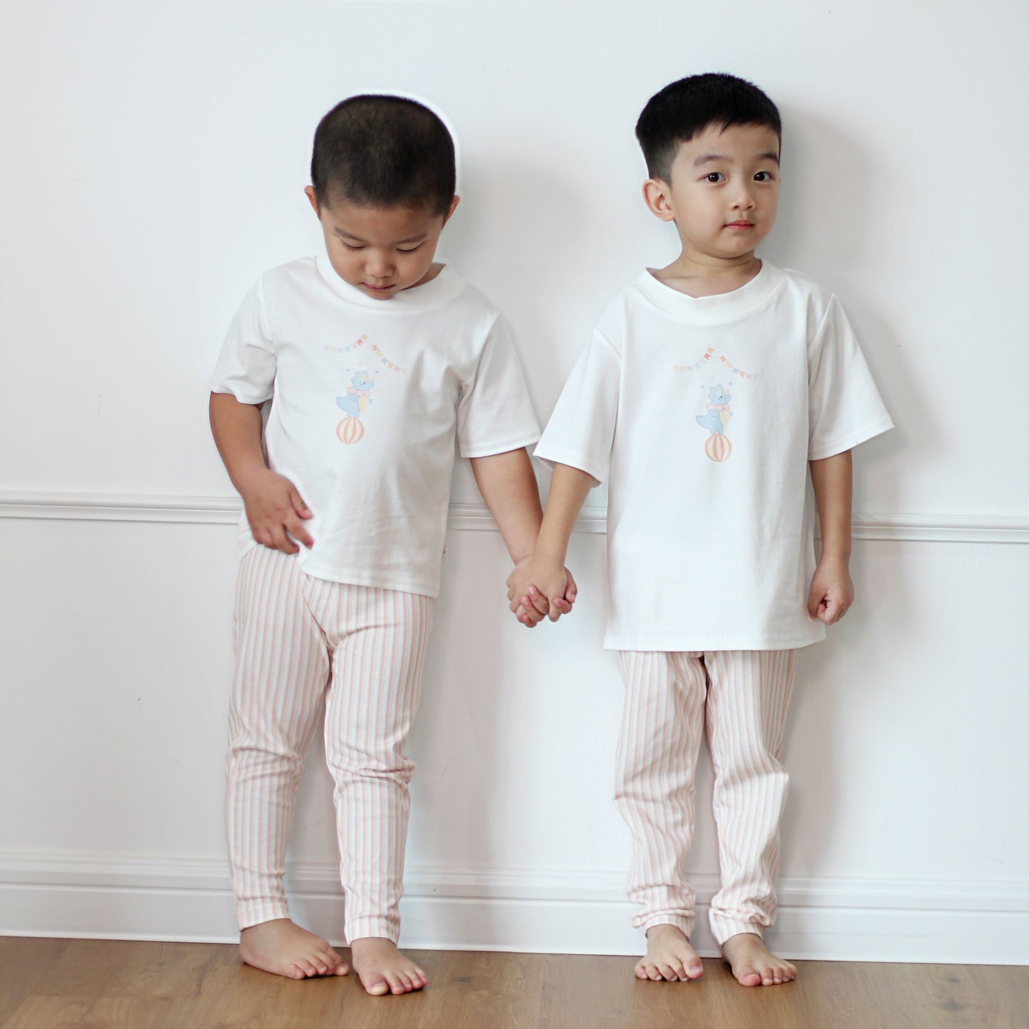 Twinkle Planet GOTS Organic Cotton 2 Pieces Short Sleeve Pyjamas-Dino Circus